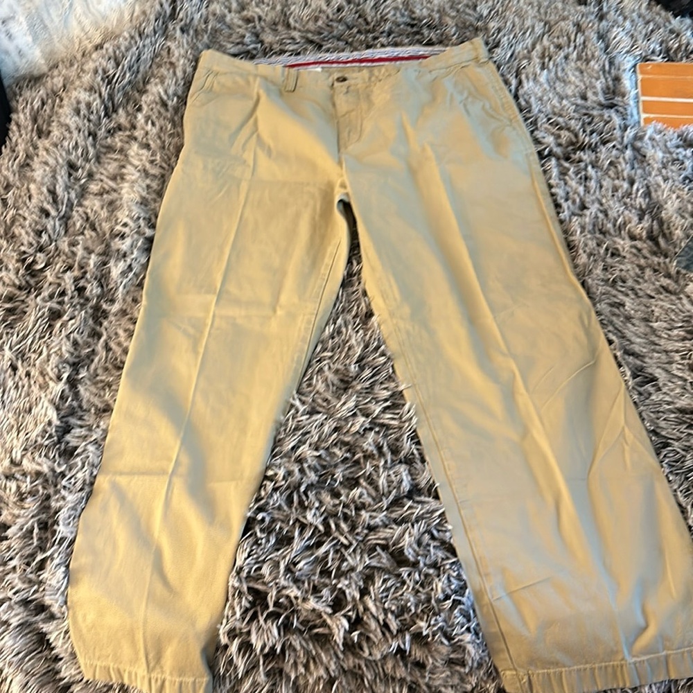 Tommy HillFiger Khakis